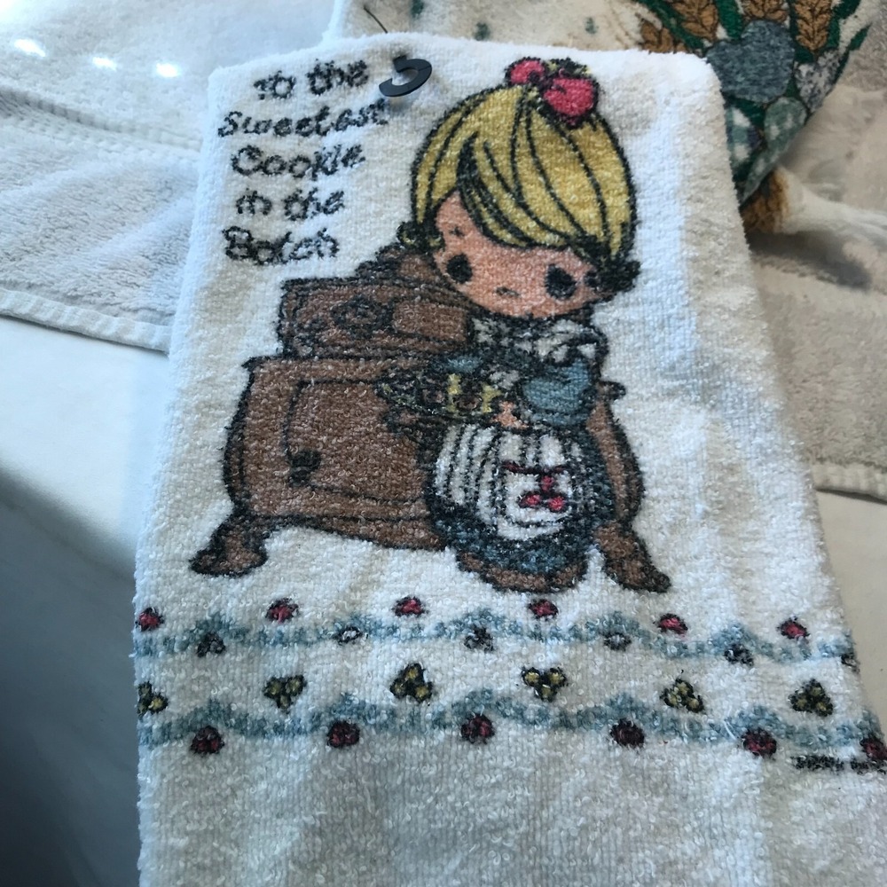 Prescious Moments Hand Towel - To the Sweetest Cookie in the Batch- 14 X 22